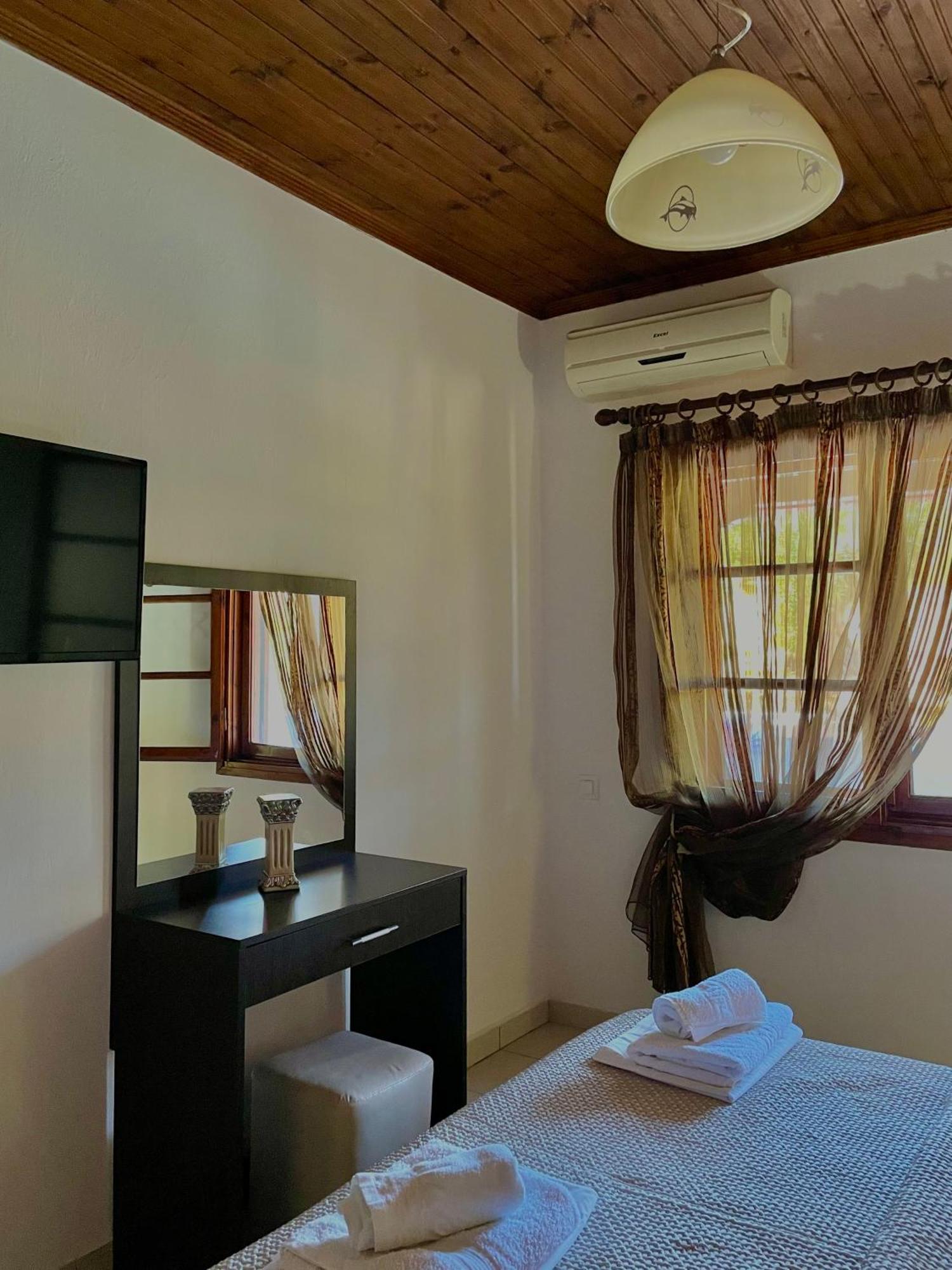 Anna Dani Apartments Vourvourou Exterior photo