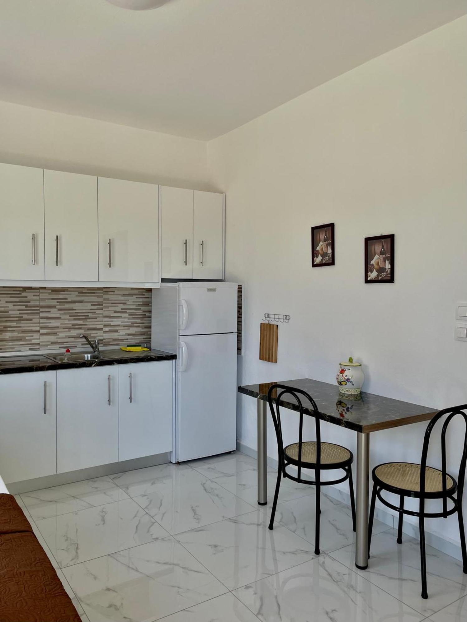Anna Dani Apartments Vourvourou Exterior photo