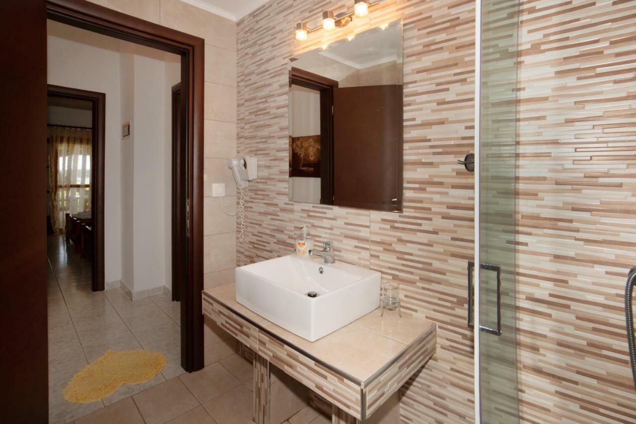 Anna Dani Apartments Vourvourou Exterior photo